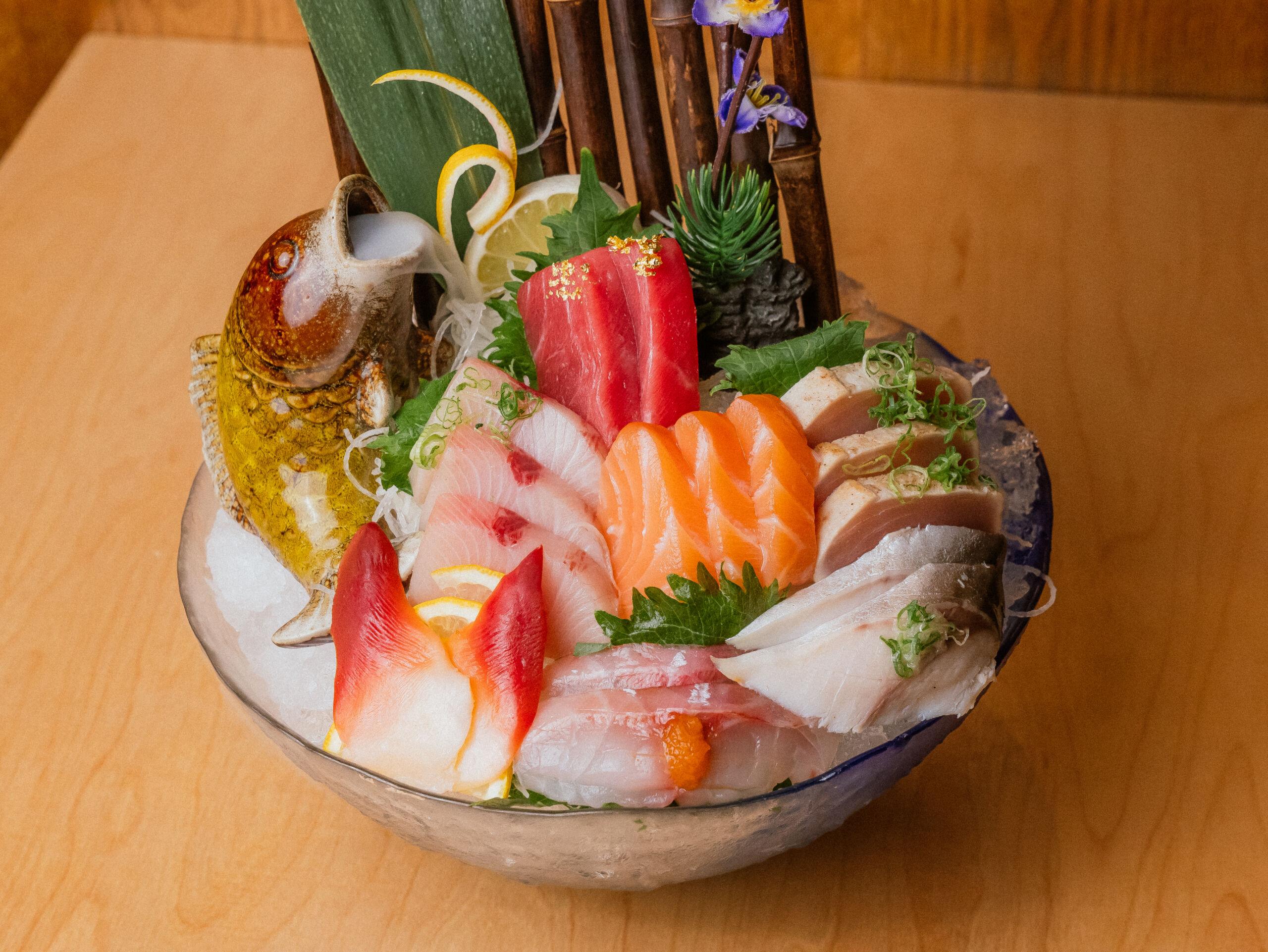 *Sashimi Deluxe